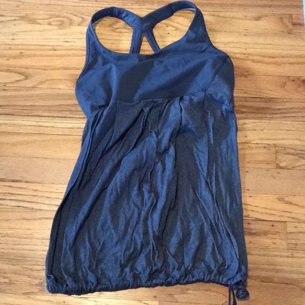 Lululemon tank